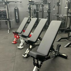 BRAND NEW Adjustable Weight Bench, Incline To Flat, Squat Rack, Bumper Plates, Barbell, Gym Mats Rubber Flooring 