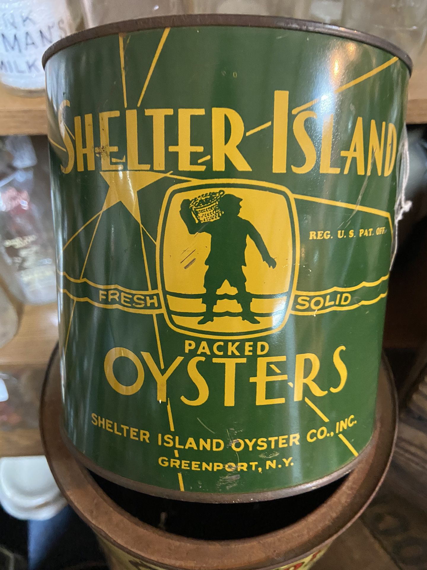 Shelter Island Oyster can