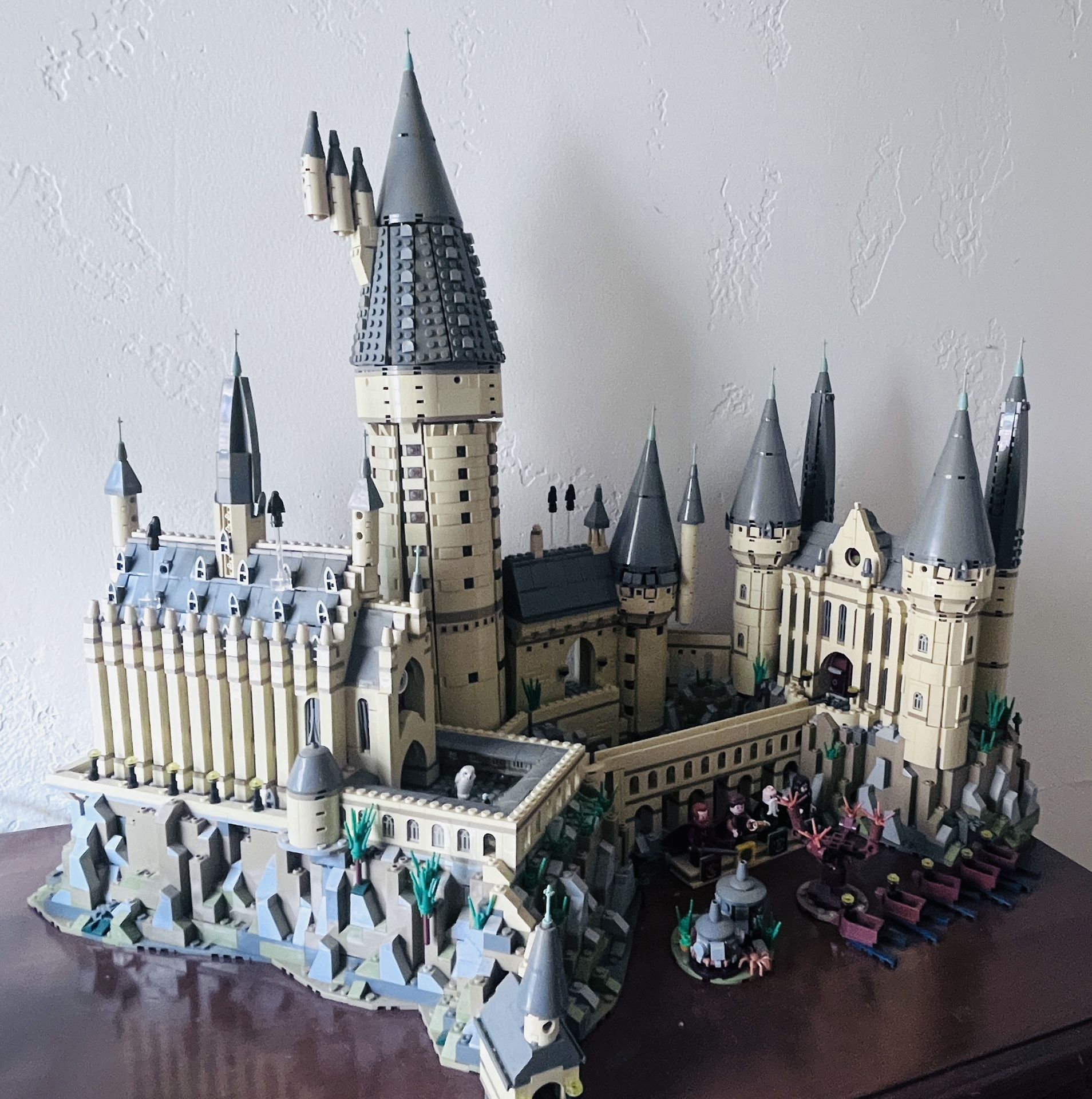 (pre-built/used) Harry Potter Hogwarts (generic/ replica LEGO) Castle - $75