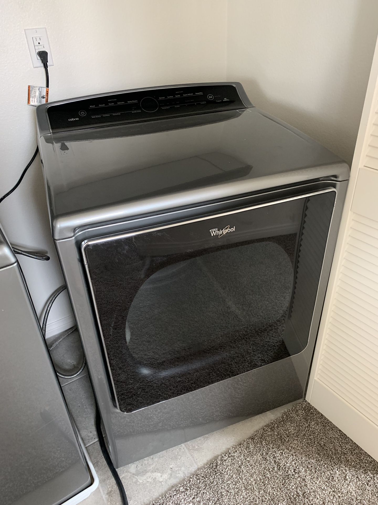 Whirlpool Cabrio Electric Dryer Shadow Grey