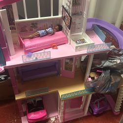 Doll House With All The Pieces In Bags 