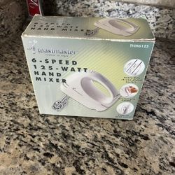 Toastmaster 6-Speed Hand Mixer