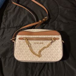 Michael Kors Crossbody