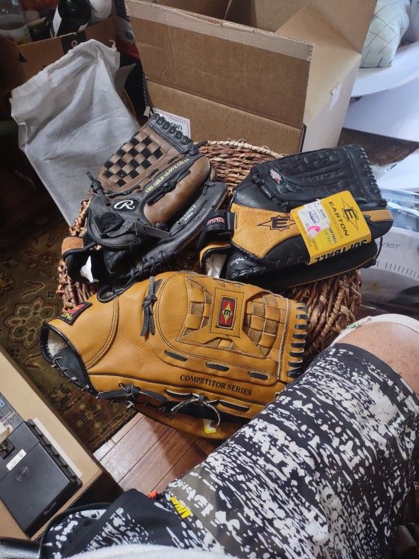 12, 13, 14 Inch, Gloves Rawlings Easton Easton