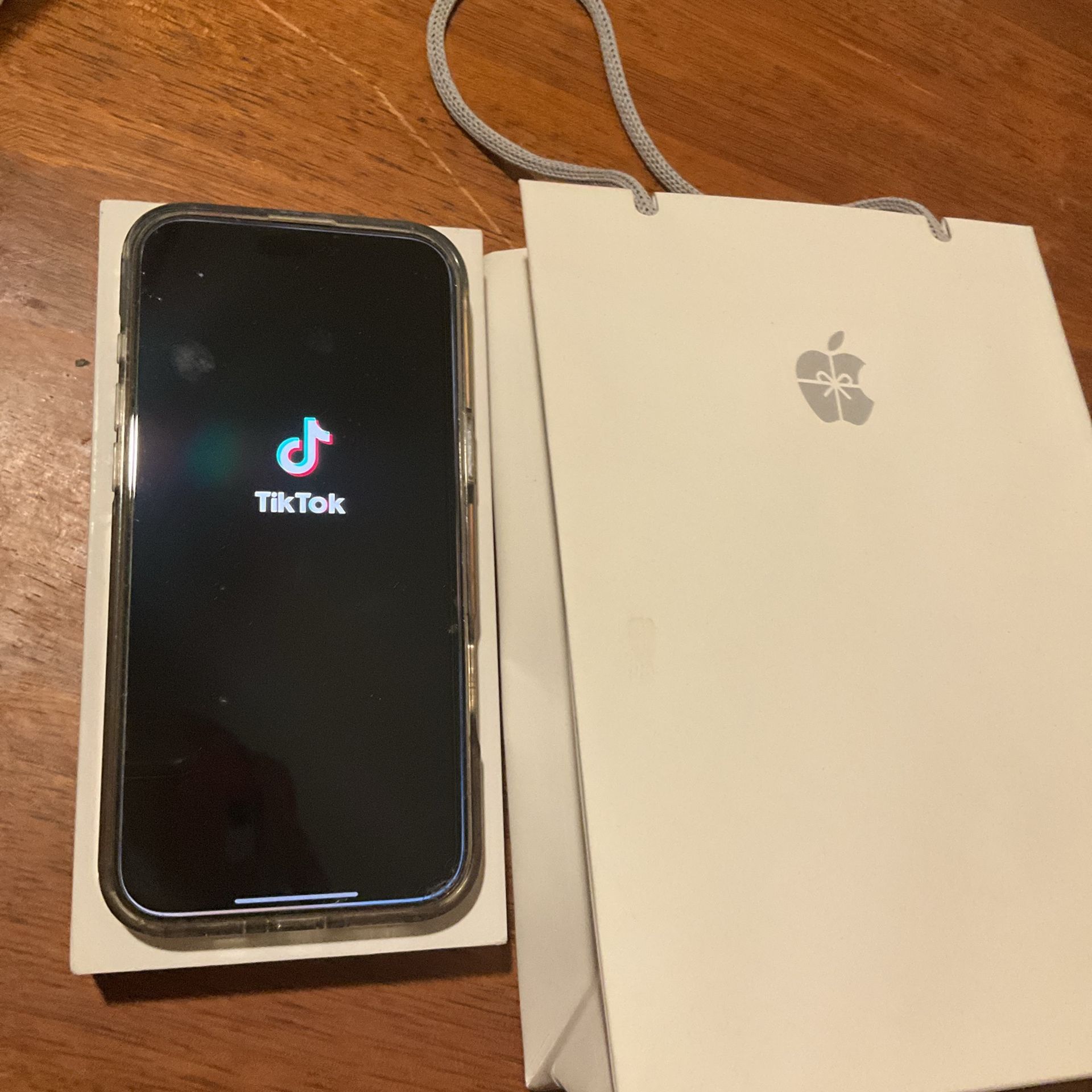 Iphone 16 Pro Max With Tik Tok Installed 