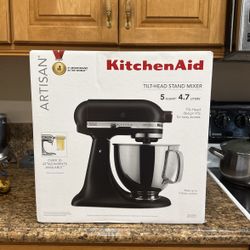 Kitchenaid Tilt-Head Stand Mixer - Artisan 