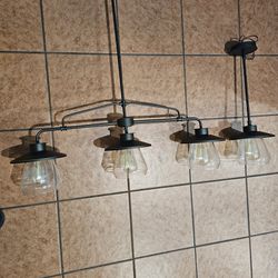 2 Ceiling Lamps