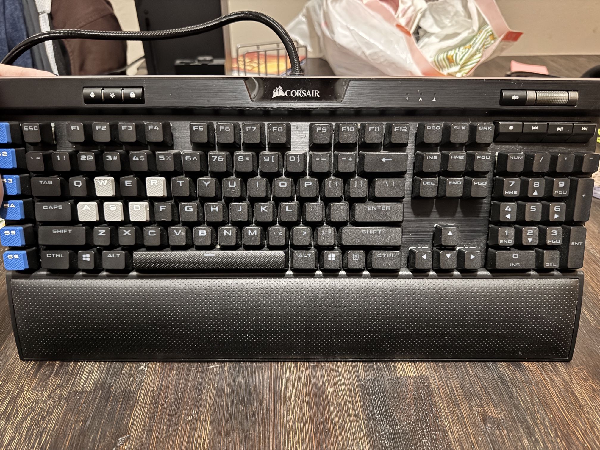 Corsair K95 Series Keyboard