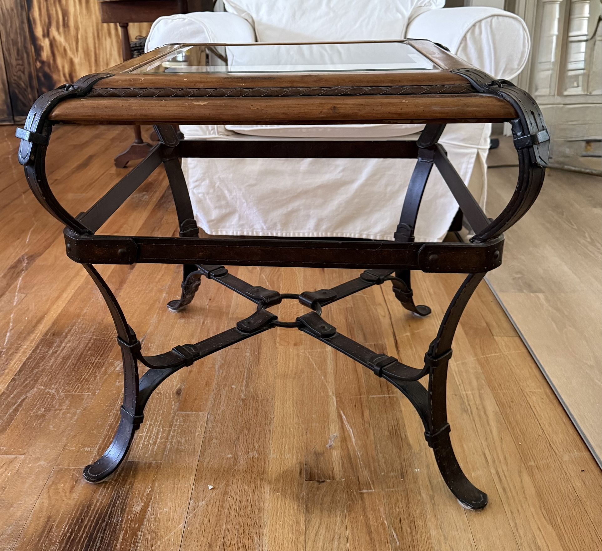 Coffee Table And 1 End Table 