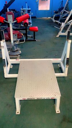 Body Masters BE 221 Dead Lift Platform
