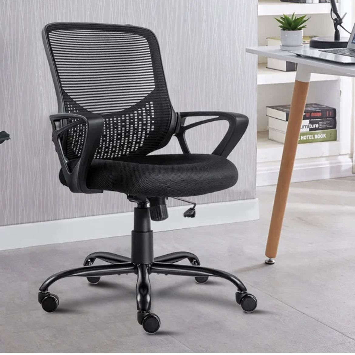 Alondrea Task / Office Chair With Rubber Wheels