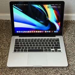 MacBook Pro 13” 2012 i5/16GB/500GB SSD