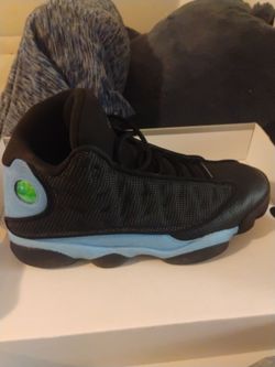 Jordan 13 retro North Carolina blue og box