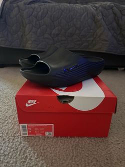 Nike ReactX Revjuven8 Slides