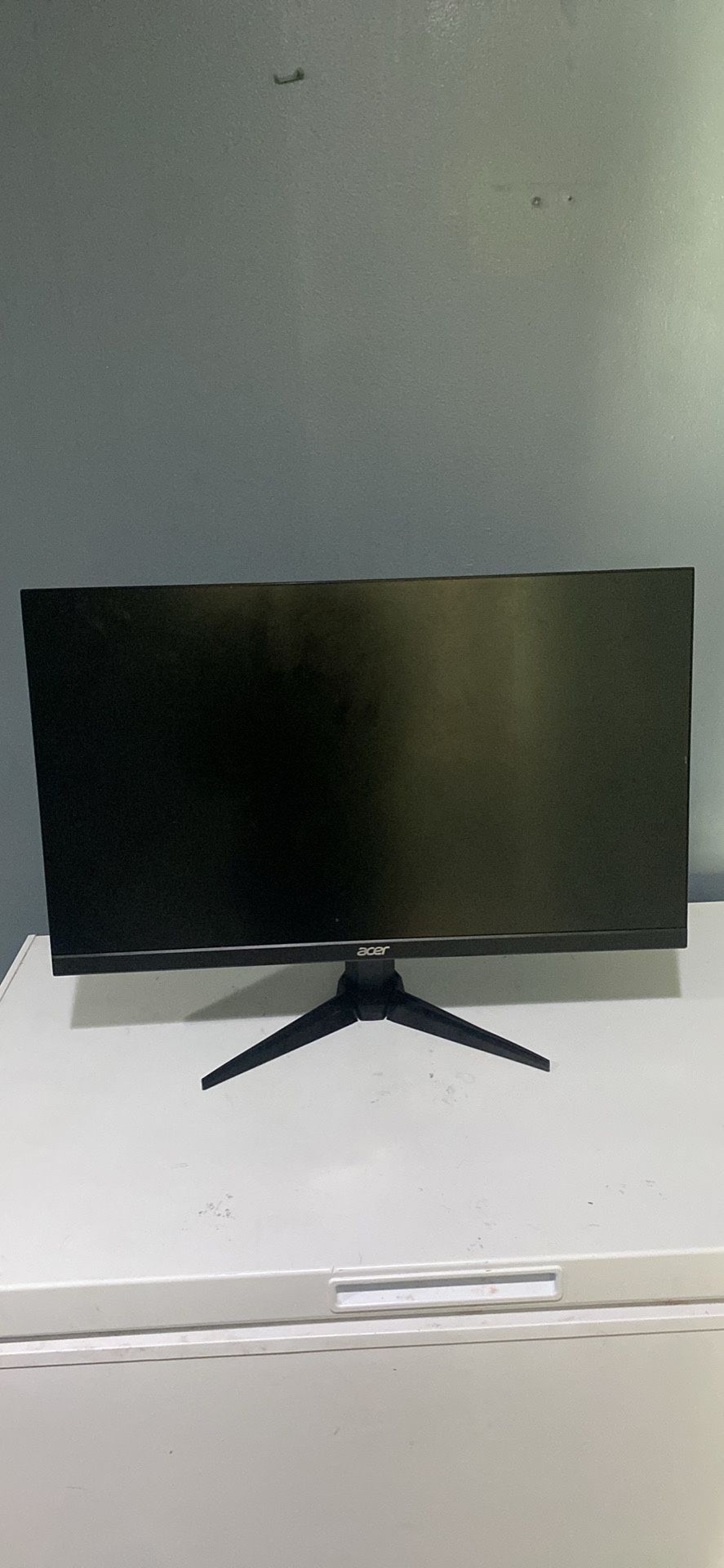 Monitor For Sale Best Offer Takes It