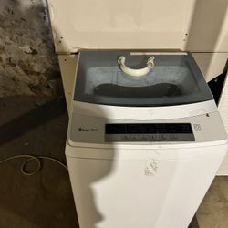 Magic Chef 1.7 cu. ft. Portable Compact Top Load Washer in White