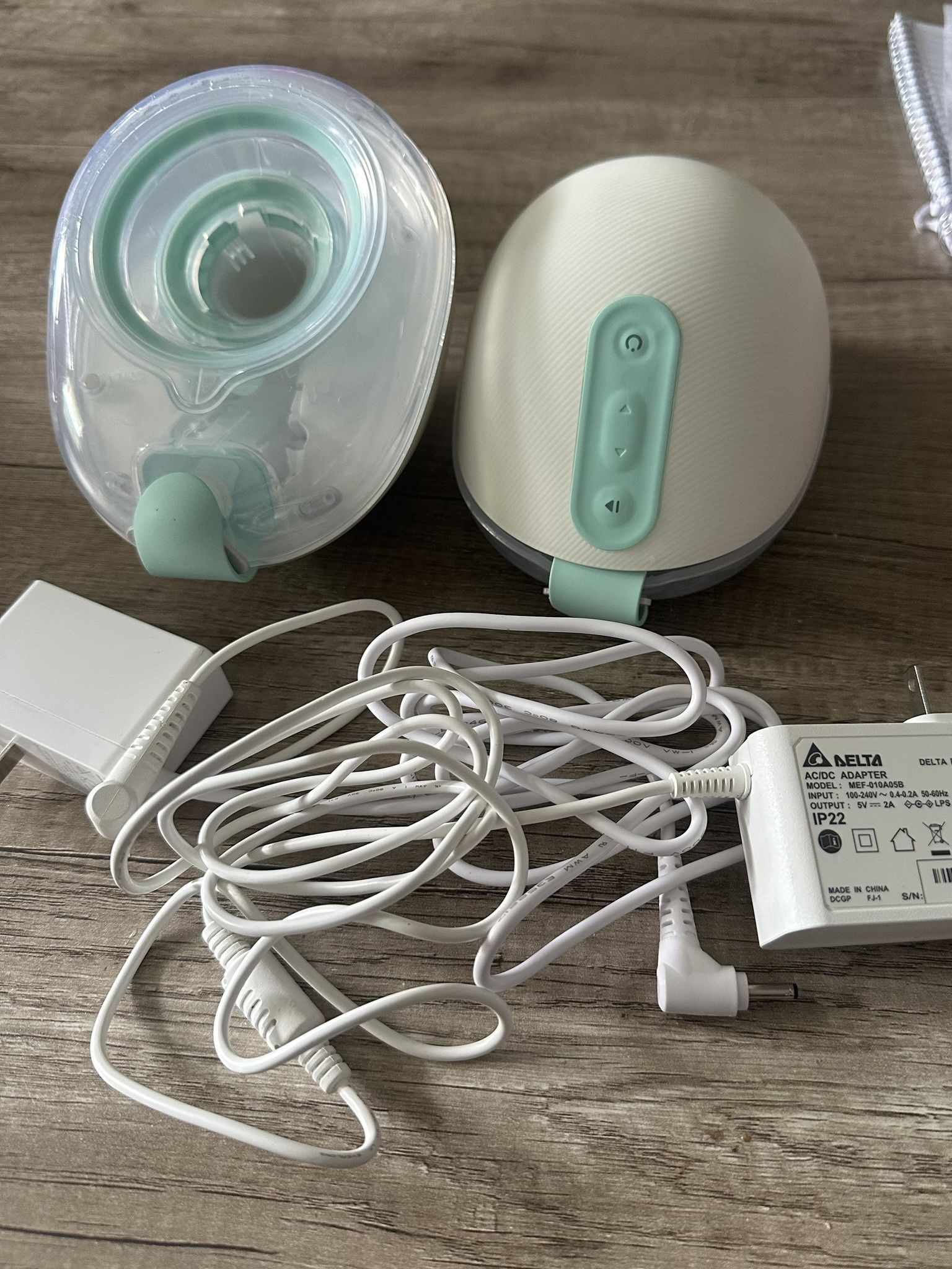 Willow 360/3.0 Breast Pump With Extra Parts New In Box