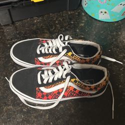 Size 6 Men And Size 7.5 Women New Vans