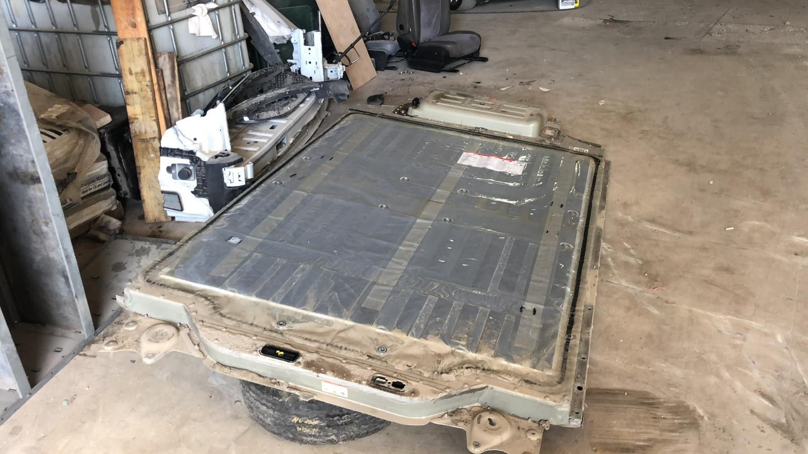 Tesla s battery p85 85kwt 16 module inside cells model 3 have it too