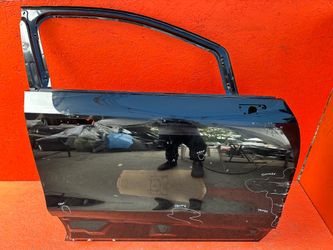 2025 2026 Cadillac Optiq Right Passenger Side Front Door Shell Panel OEM