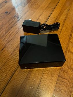 Pro-Ject Phono Box E Turntable Preamp (Black) with Power Supply