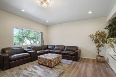 Leather sectional sofa