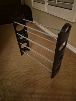 2 shoe racks