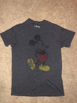 Mickey Women’s Tee size Small