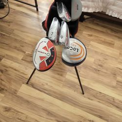 Nice Jr Set Of Golf Clubs