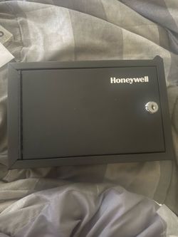 Honeywell dropbox/safe with two keys