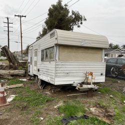 Camping Trailer Vintage Fireball 