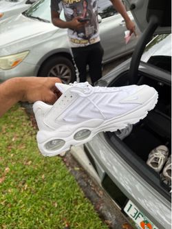 nike all white size 11