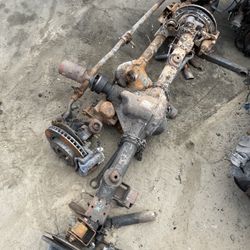 2012 Jeep Wrangler Jk Unlimited Sahara Front And Rear Axle