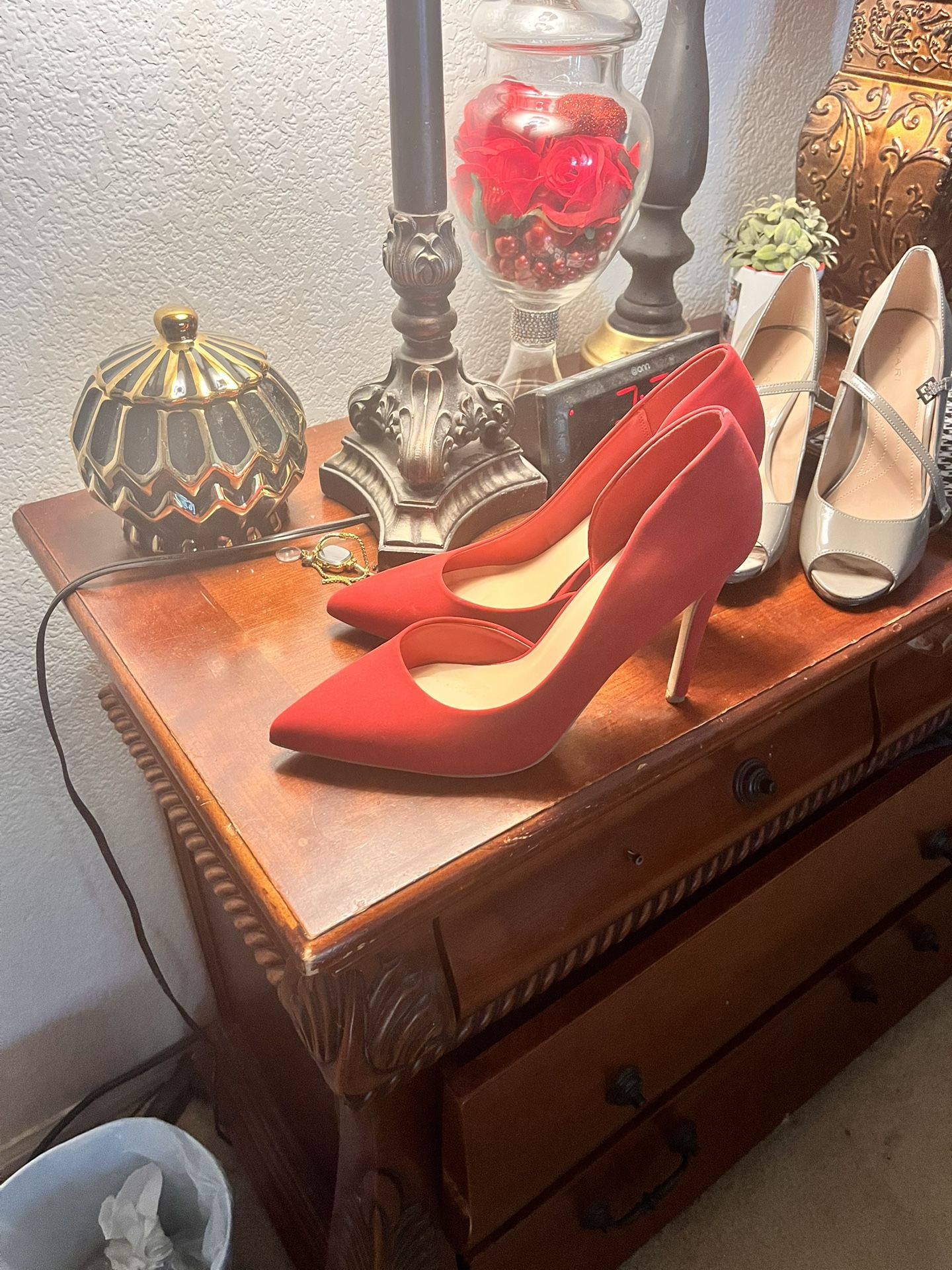Gorgeous Red Heels Women’s Shoes $15