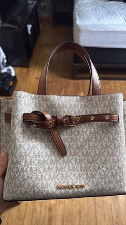 Michael Kors tote