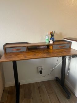 Standing desk
