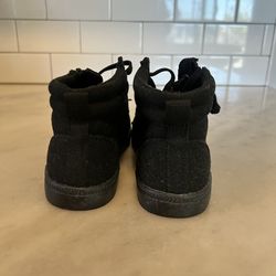 Brand new Billy’s zip up shoe size 12