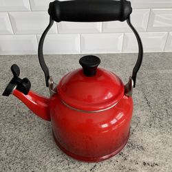Le Creuset Tea Kettle