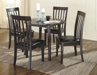 Hammis Dining Drop Leaf Table + 4 Chair

