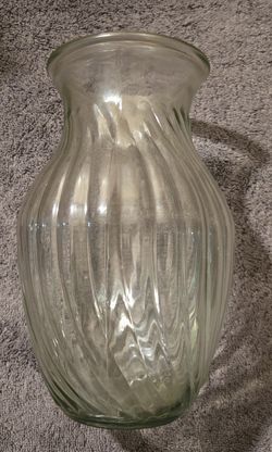 Vintage Clear Swirl Glass Vase