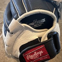 Rawlings Left Hand Glove 12.5 In