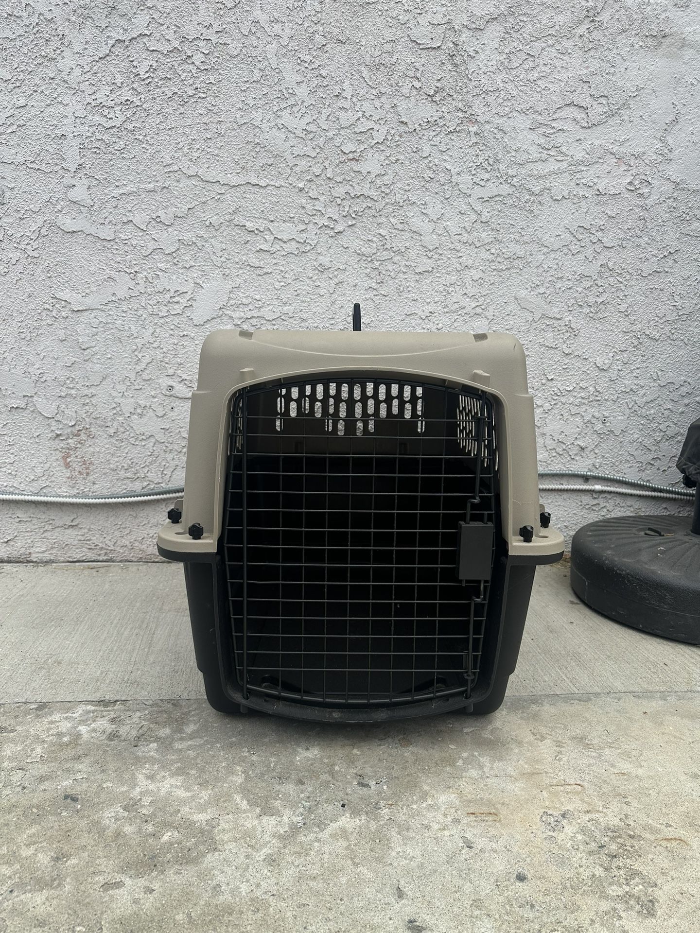 Dog crate / Kennel