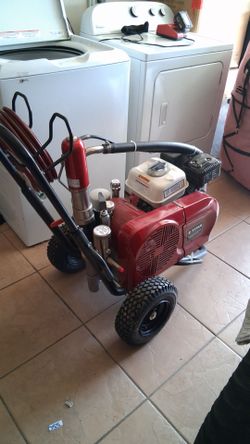 Paint sprayer  Titan  8900