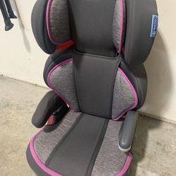 Graco booster Convertible Like New