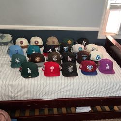 7 1/2 & 7 5/8 Size Fitted Hats For Sale 