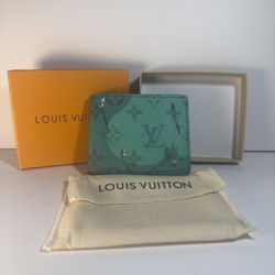 (DM for price) Luxury Full-Size Wallet