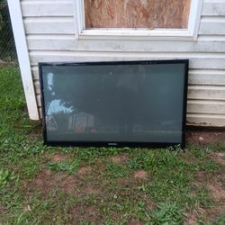 50' Samsung TV w/Roku Stick