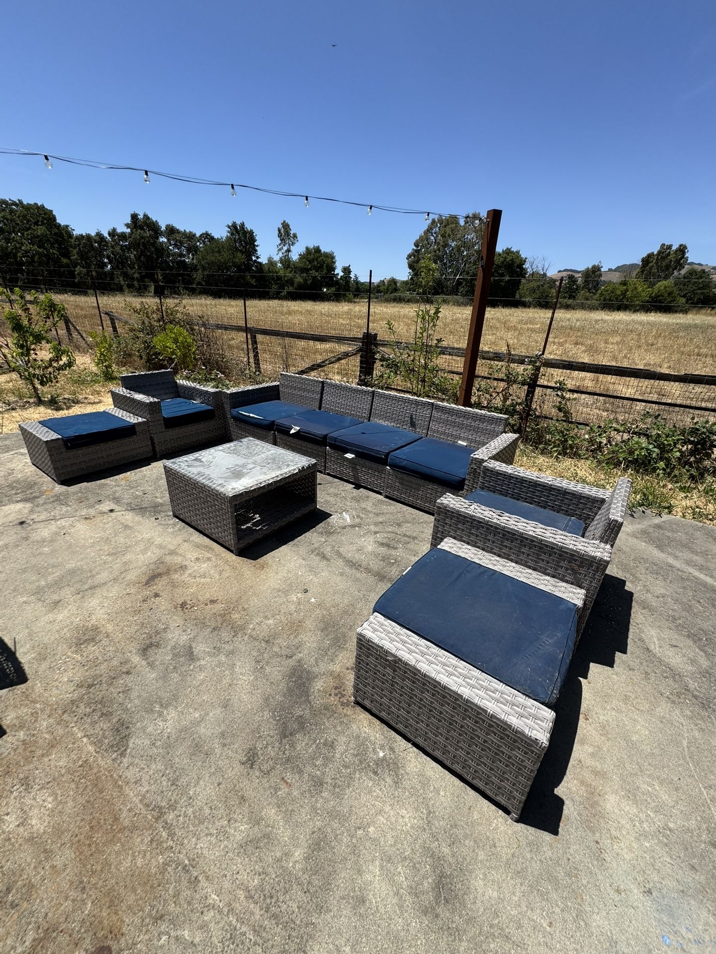 7 Sofa + 1 Table