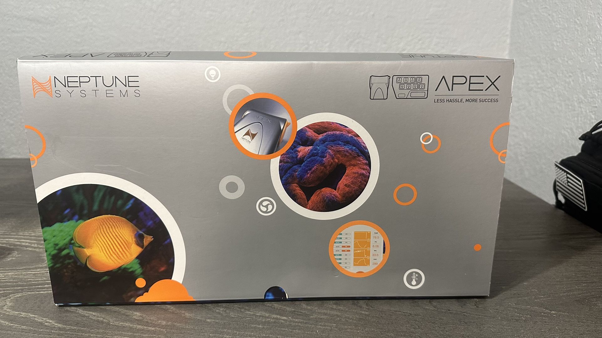 Neptune Systems apex - Saltwater Tank