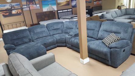VERY SOFT RECLINING SECTIONAL !